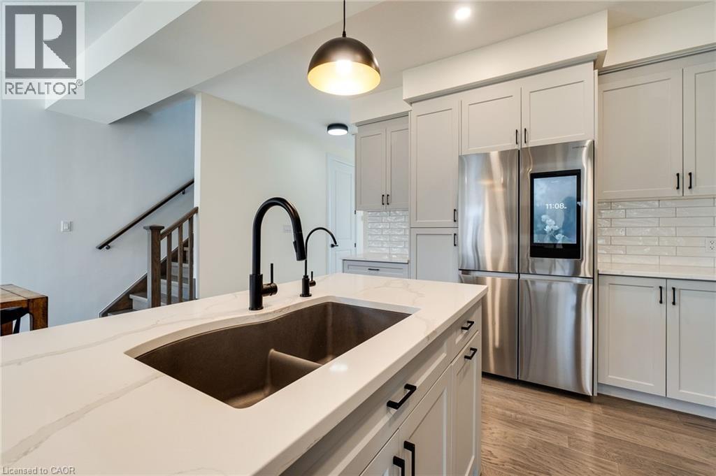 126 FOREST CREEK Drive thumbnail 15