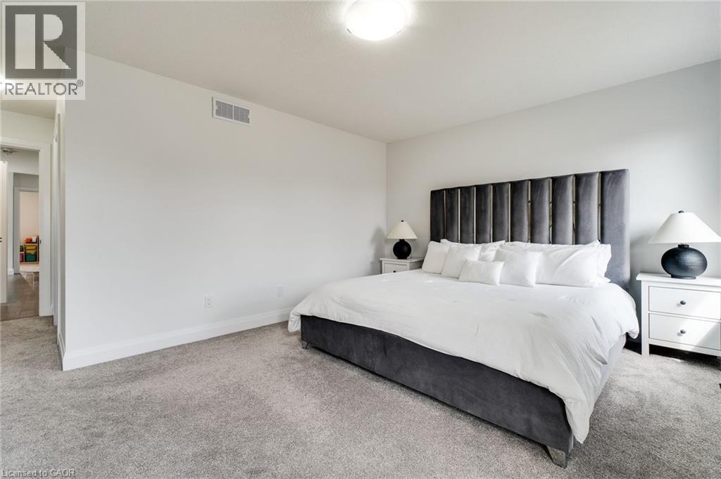 126 FOREST CREEK Drive thumbnail 27