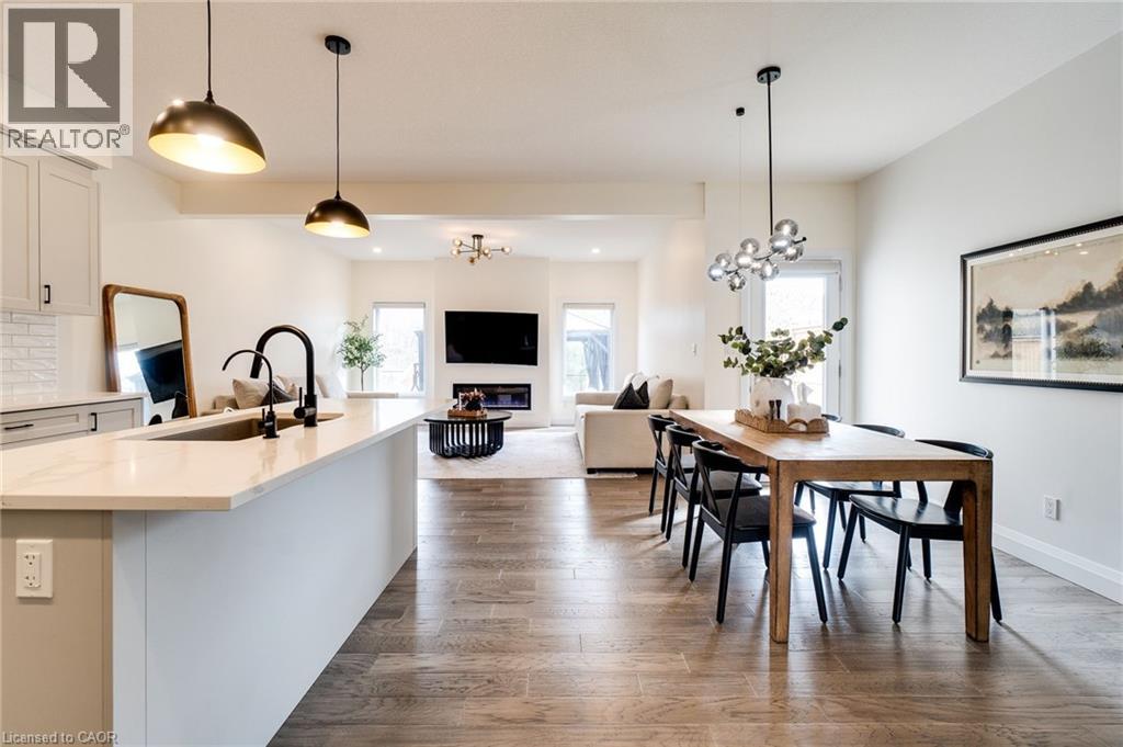 126 FOREST CREEK Drive thumbnail 20