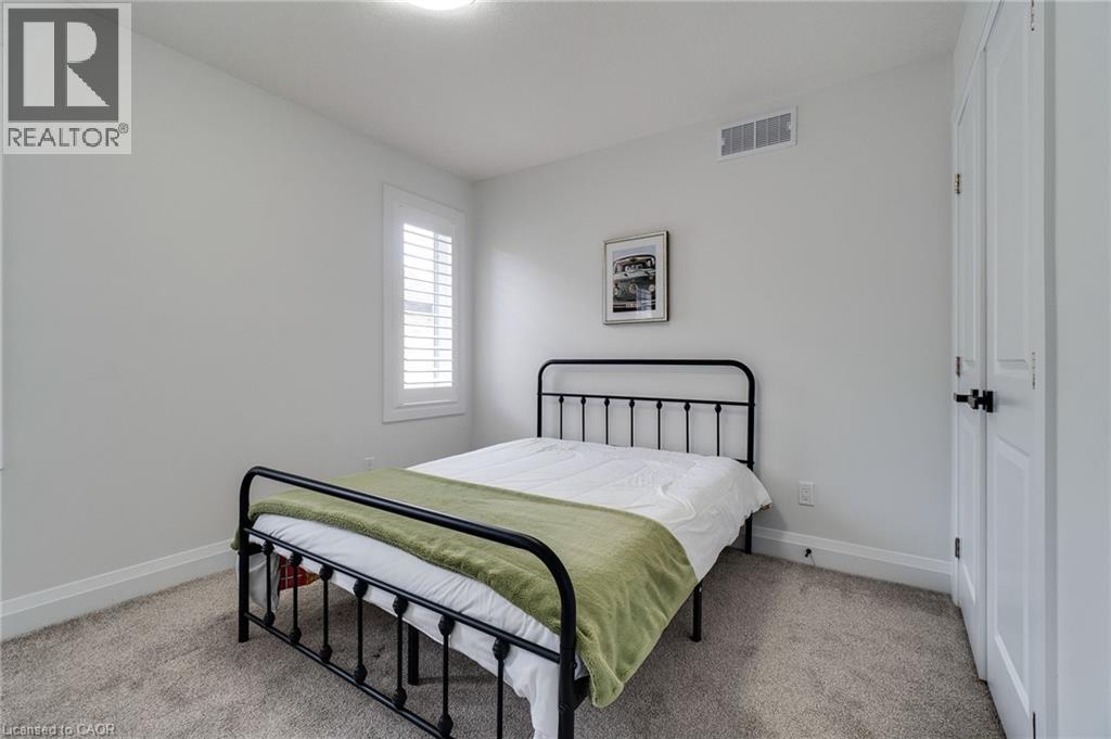 126 FOREST CREEK Drive thumbnail 31