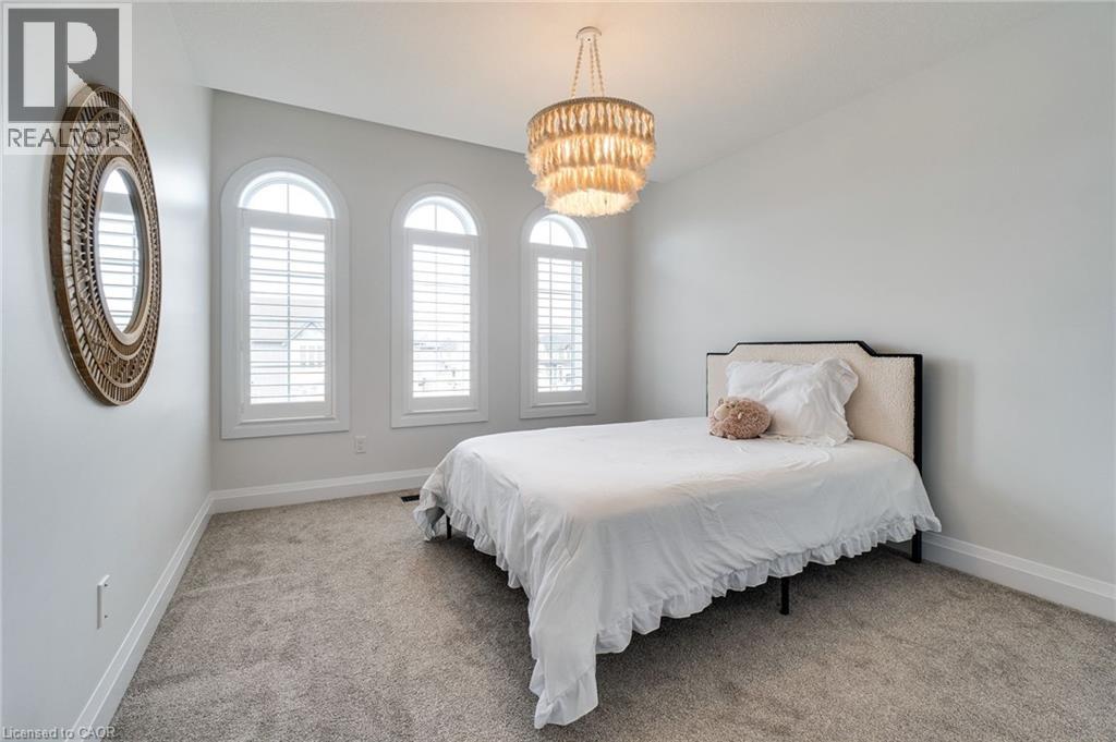 126 FOREST CREEK Drive thumbnail 34