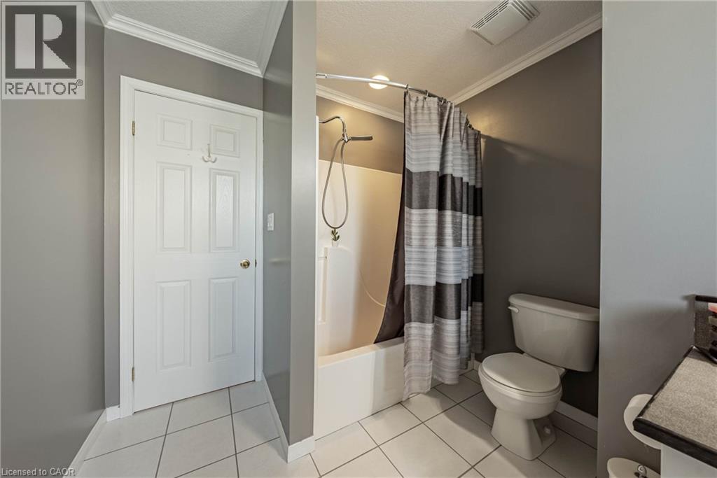 228 HOLBEACH Crescent thumbnail 28