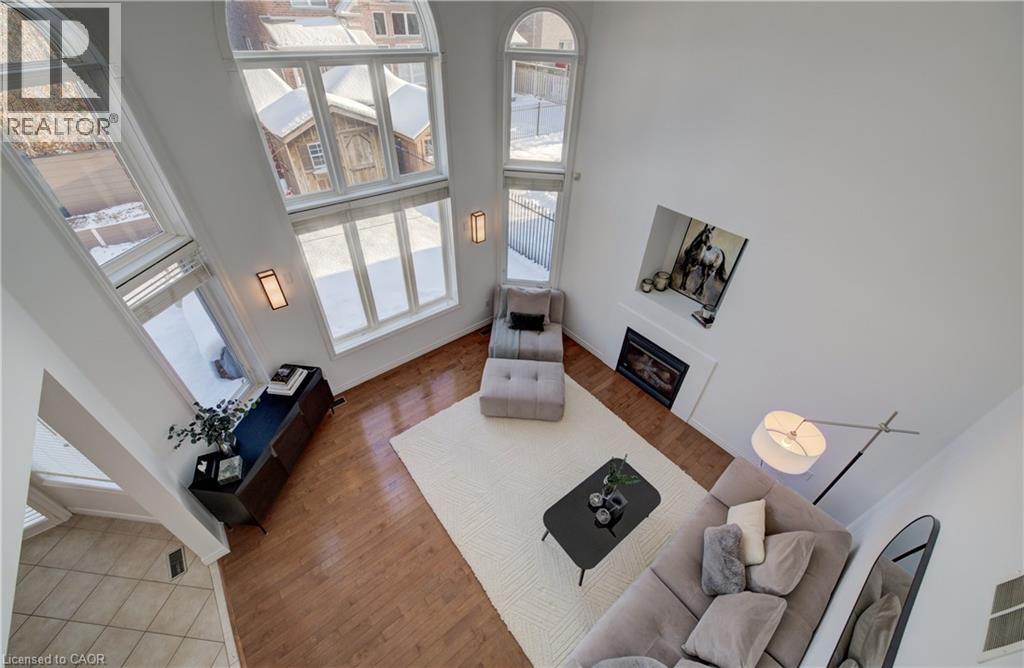 169 FALCONRIDGE Drive thumbnail 5