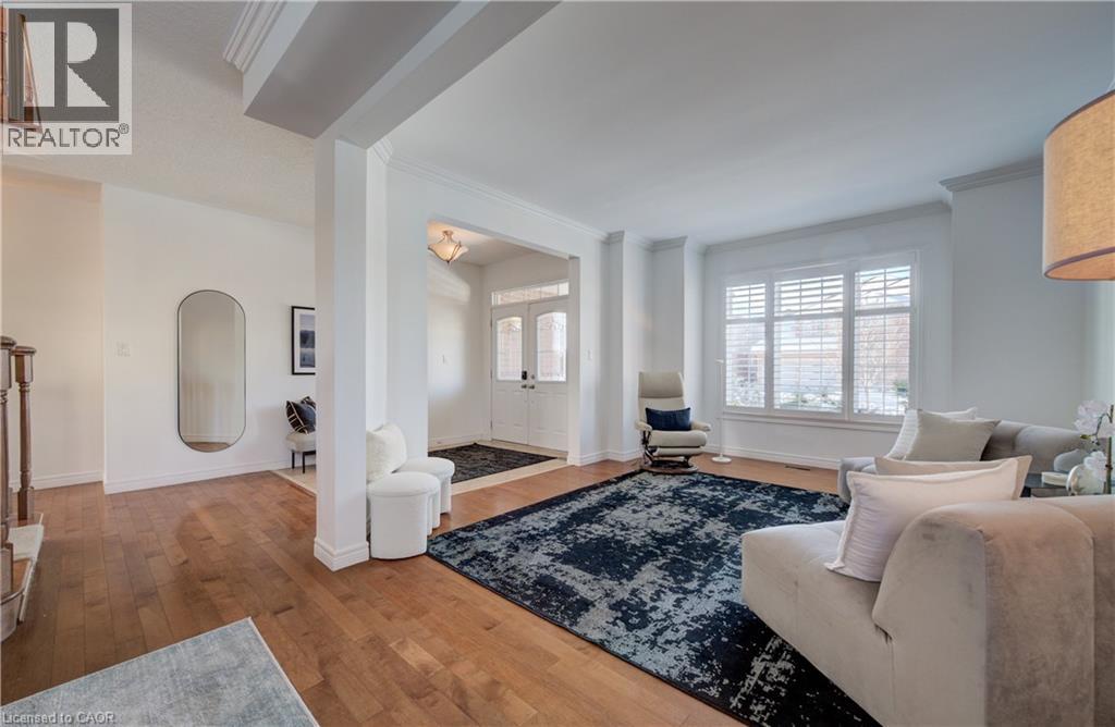 169 FALCONRIDGE Drive thumbnail 8