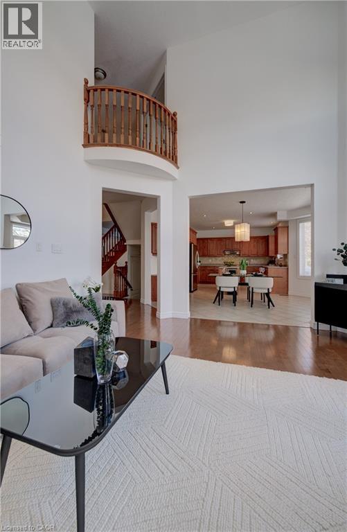 169 FALCONRIDGE Drive thumbnail 20