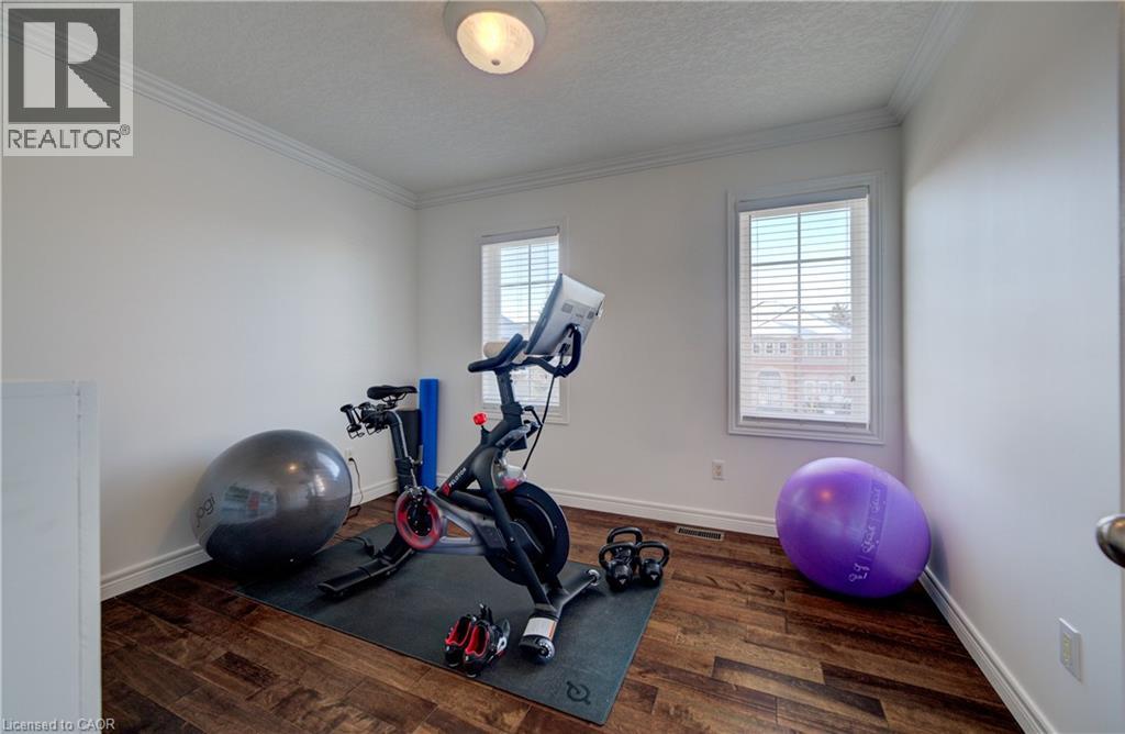 169 FALCONRIDGE Drive thumbnail 35