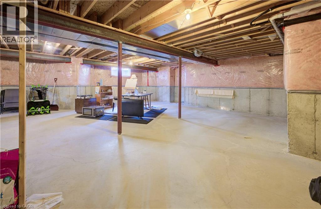 169 FALCONRIDGE Drive thumbnail 40