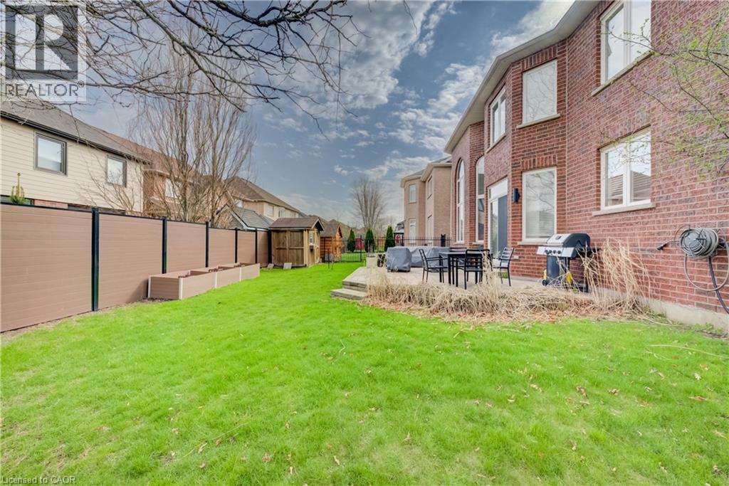 169 FALCONRIDGE Drive thumbnail 37