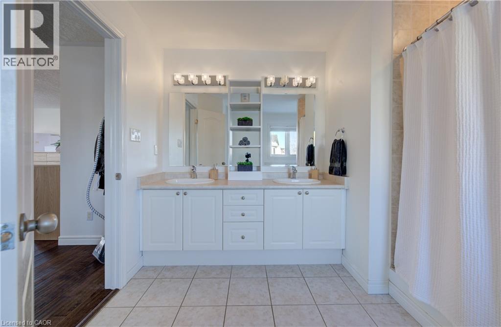 169 FALCONRIDGE Drive thumbnail 31