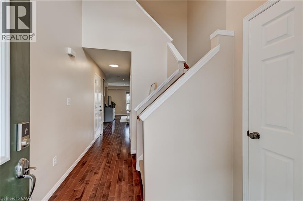 547 WILD IRIS Avenue thumbnail 3