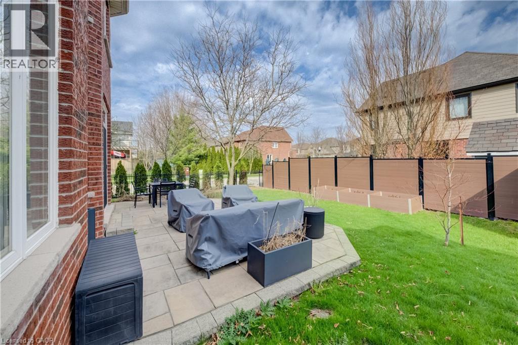 169 FALCONRIDGE Drive thumbnail 38