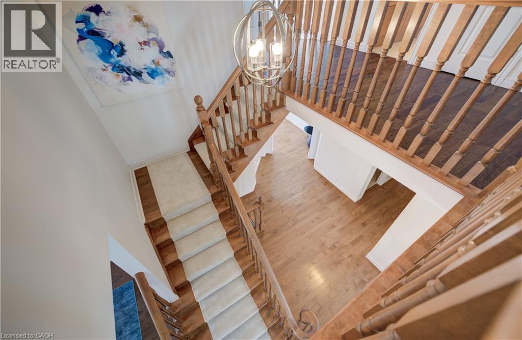 169 FALCONRIDGE Drive thumbnail 25