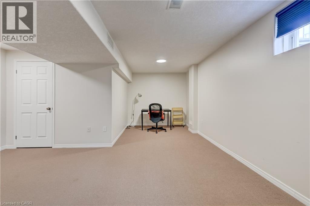 547 WILD IRIS Avenue thumbnail 23