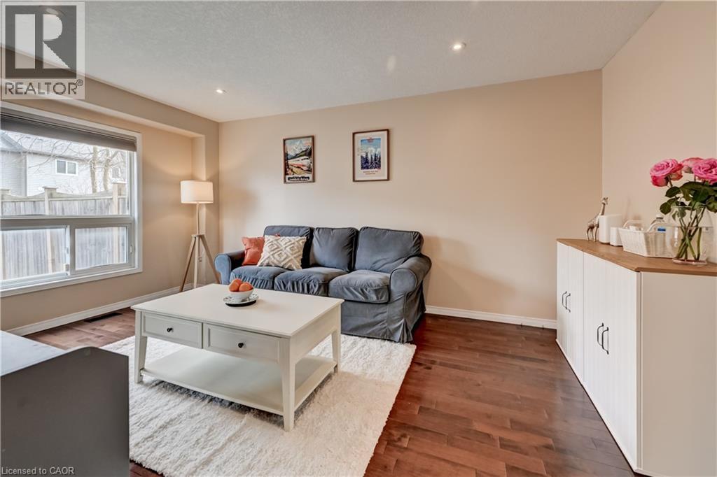 547 WILD IRIS Avenue thumbnail 13