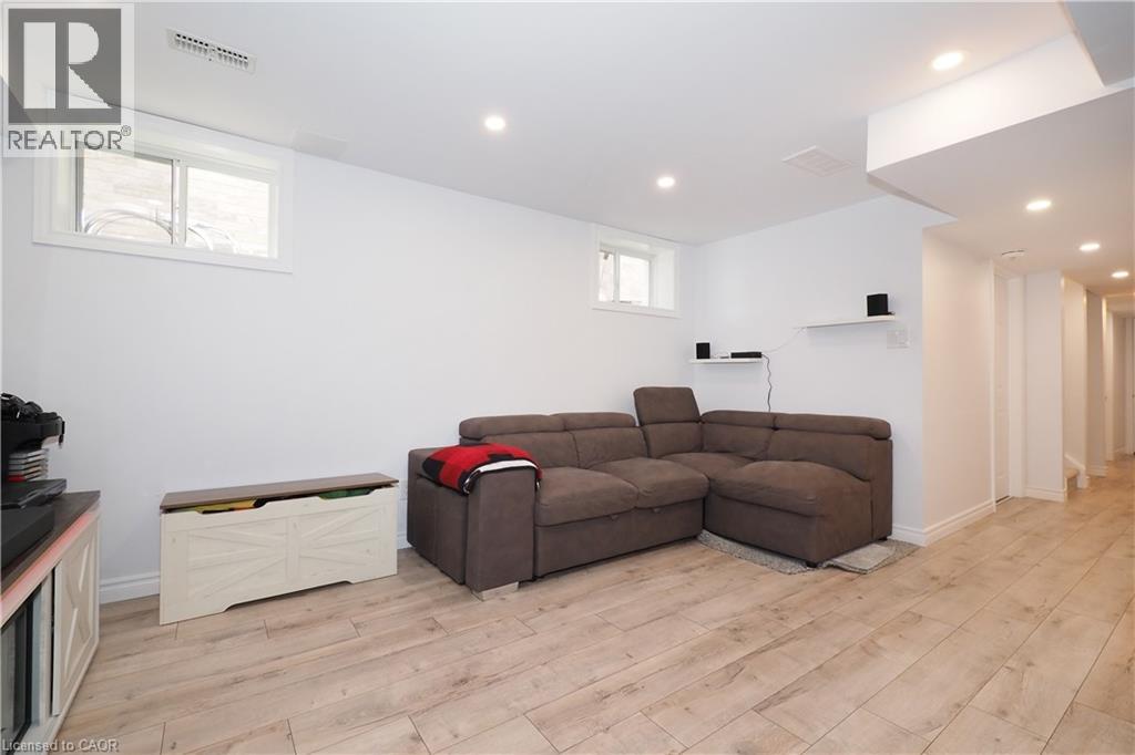 27 GLEASON Crescent thumbnail 35