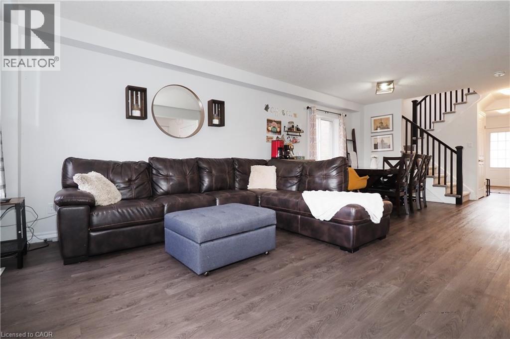 27 GLEASON Crescent thumbnail 6