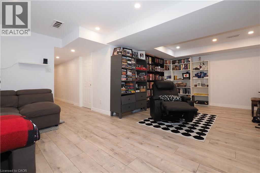 27 GLEASON Crescent thumbnail 36