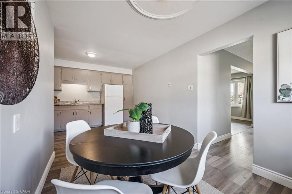 27 VICMOUNT Drive thumbnail 11