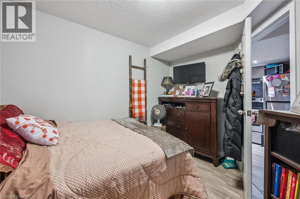 27 VICMOUNT Drive thumbnail 33