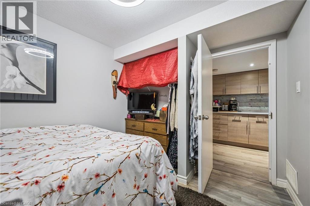 27 VICMOUNT Drive thumbnail 31