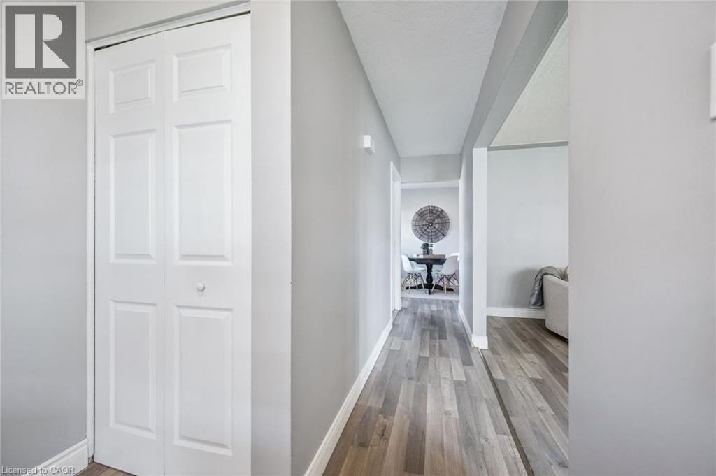 27 VICMOUNT Drive thumbnail 6