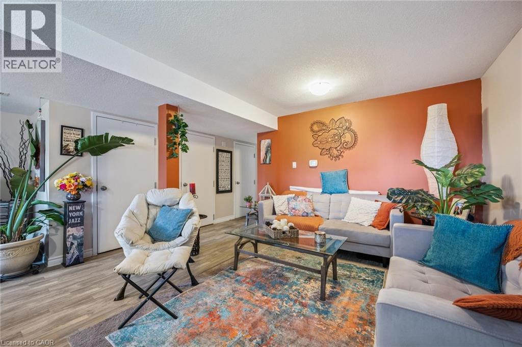 27 VICMOUNT Drive thumbnail 25