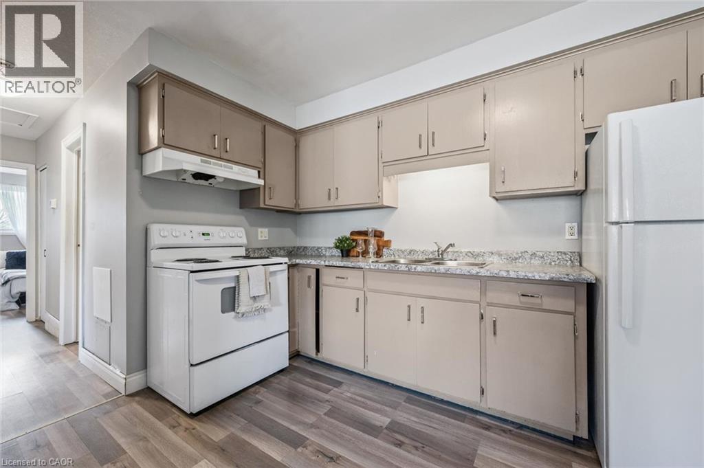 27 VICMOUNT Drive thumbnail 14