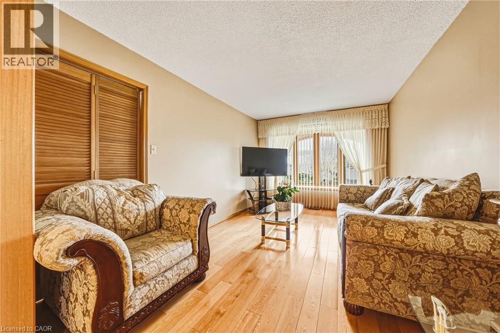 117 STONYBURN Crescent thumbnail 13