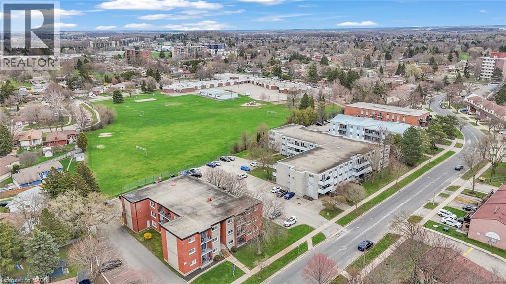 80 BRECKENRIDGE Drive Unit# 107 thumbnail 31