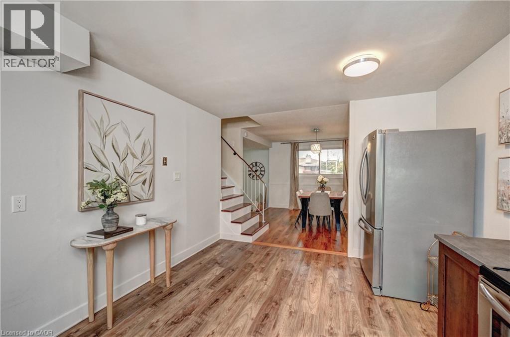 39 SOUTHWOOD Drive thumbnail 17