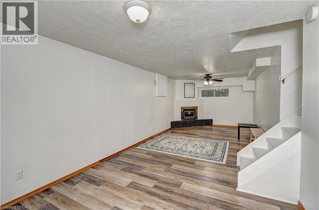 39 SOUTHWOOD Drive thumbnail 37