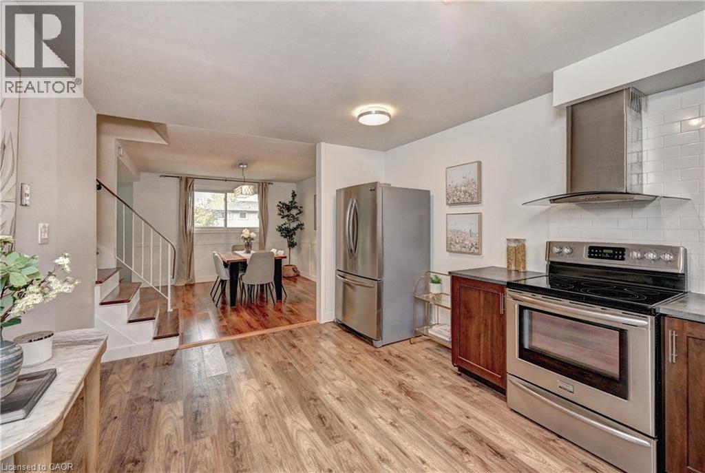 39 SOUTHWOOD Drive thumbnail 16