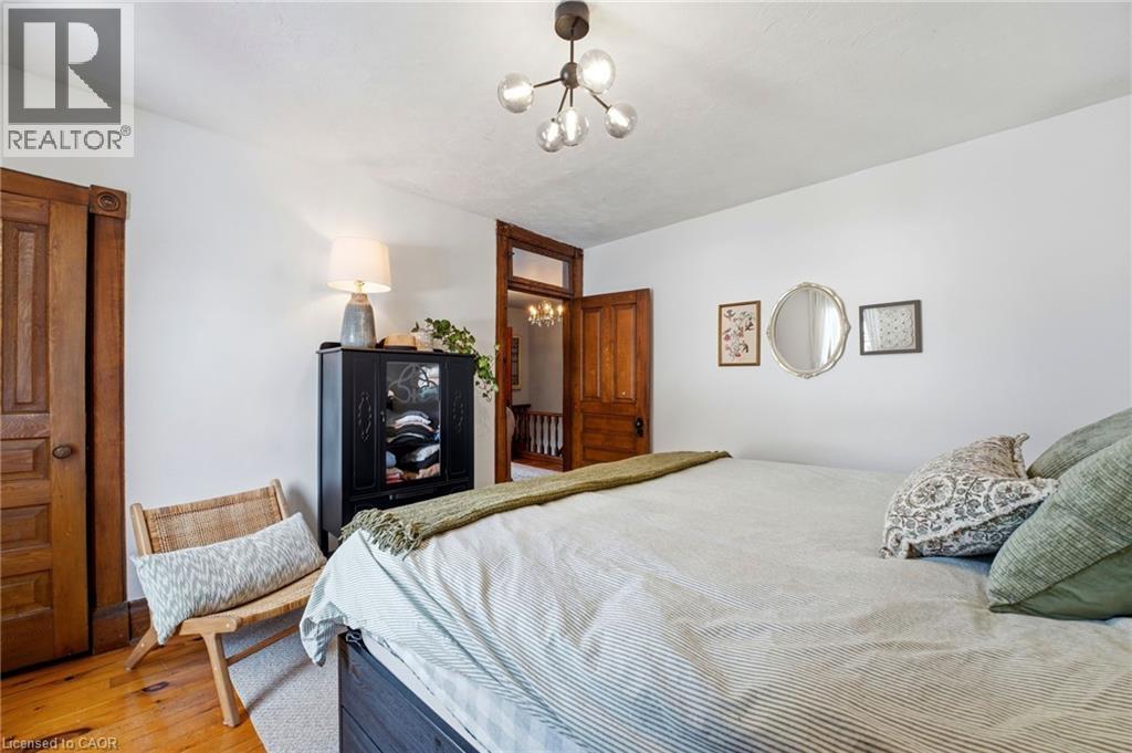 19 RIVERSIDE Drive W thumbnail 11