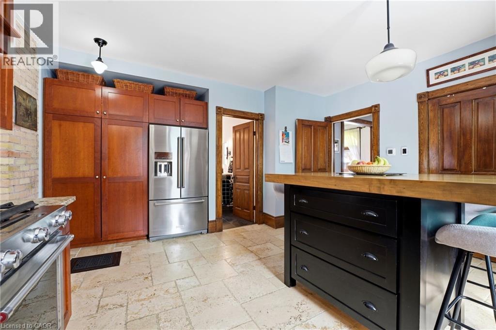 19 RIVERSIDE Drive W thumbnail 18