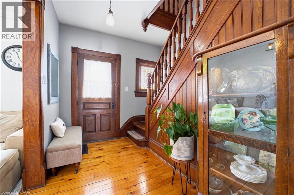 19 RIVERSIDE Drive W thumbnail 5