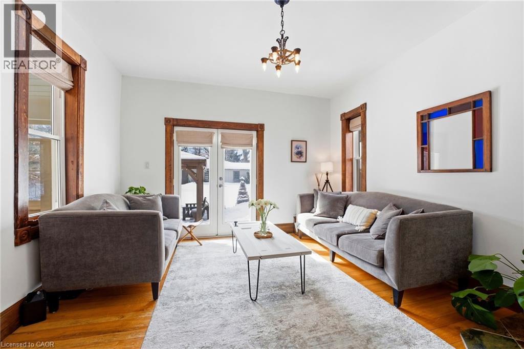 19 RIVERSIDE Drive W thumbnail 6