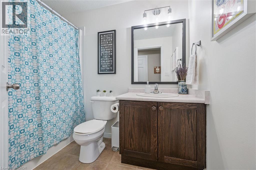 240 WESTMEADOW Drive Unit# 1D thumbnail 19