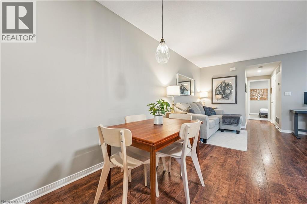 240 WESTMEADOW Drive Unit# 1D thumbnail 11