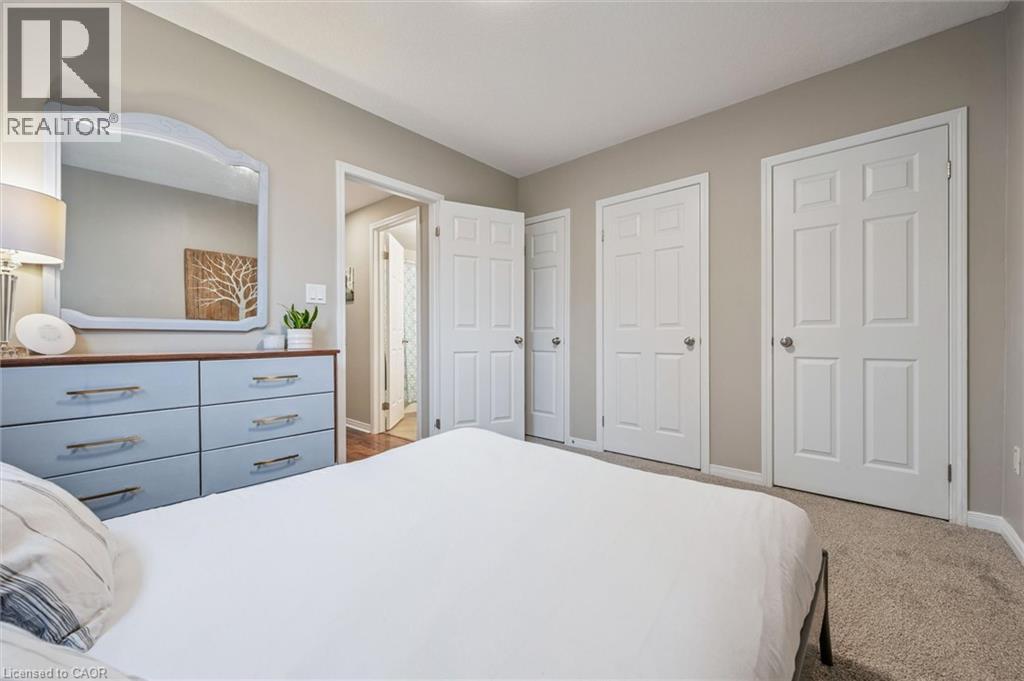 240 WESTMEADOW Drive Unit# 1D thumbnail 18