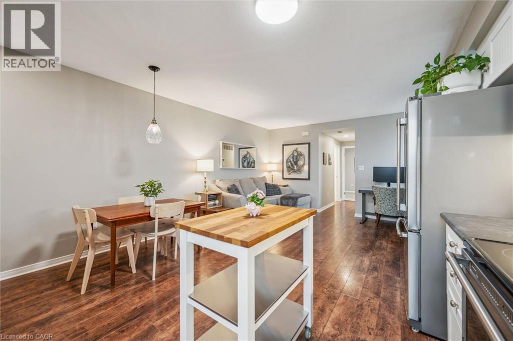 240 WESTMEADOW Drive Unit# 1D thumbnail 10