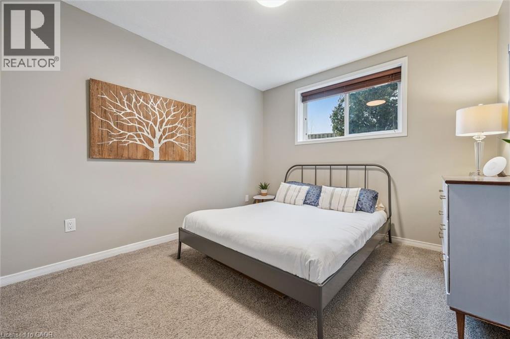 240 WESTMEADOW Drive Unit# 1D thumbnail 17