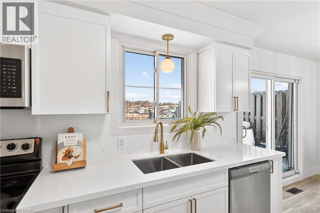 97 MOFFAT Drive thumbnail 17