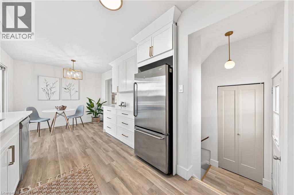 97 MOFFAT Drive thumbnail 18