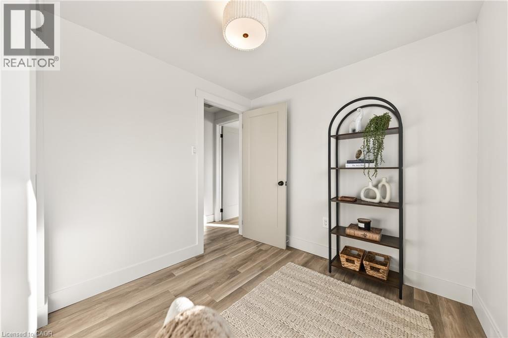 97 MOFFAT Drive thumbnail 25