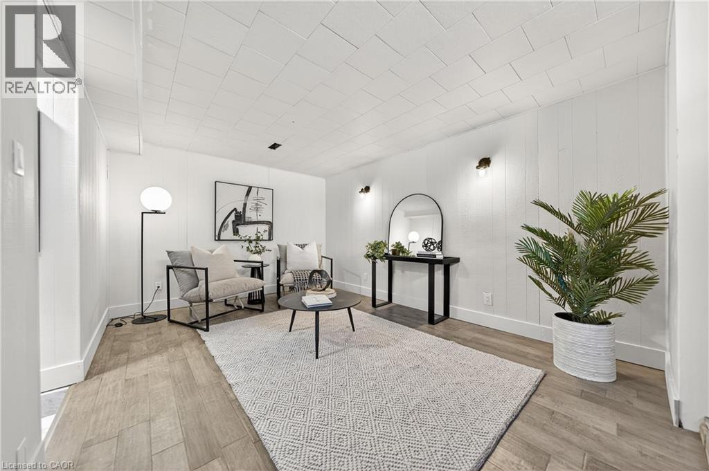 97 MOFFAT Drive thumbnail 31