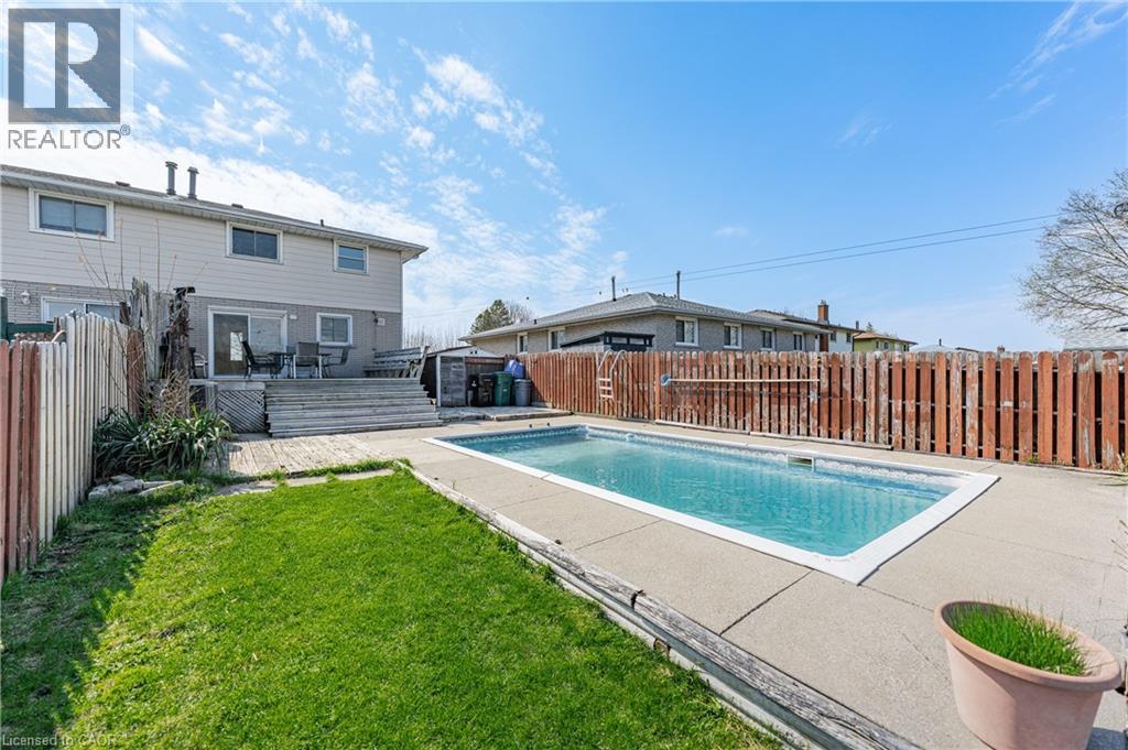 97 MOFFAT Drive thumbnail 37