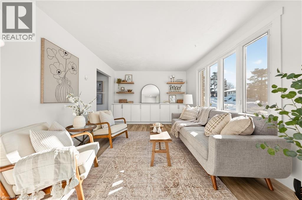 97 MOFFAT Drive thumbnail 6