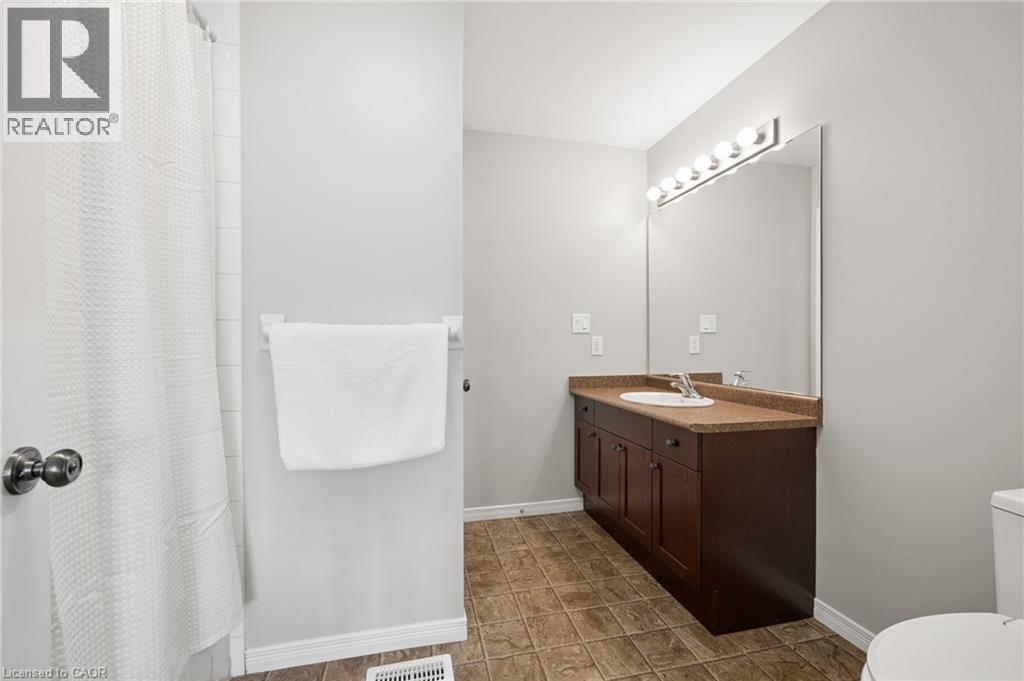 951 ZELLER Crescent thumbnail 21