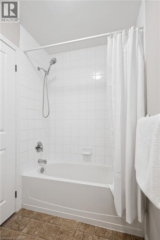 951 ZELLER Crescent thumbnail 22