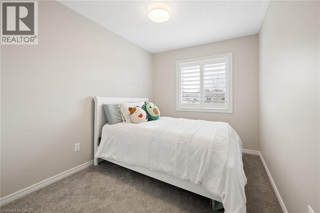 951 ZELLER Crescent thumbnail 25